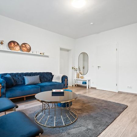 Wohnung In Zentraler Lage - Kostenlose Parkplaetze Касел Екстериор снимка