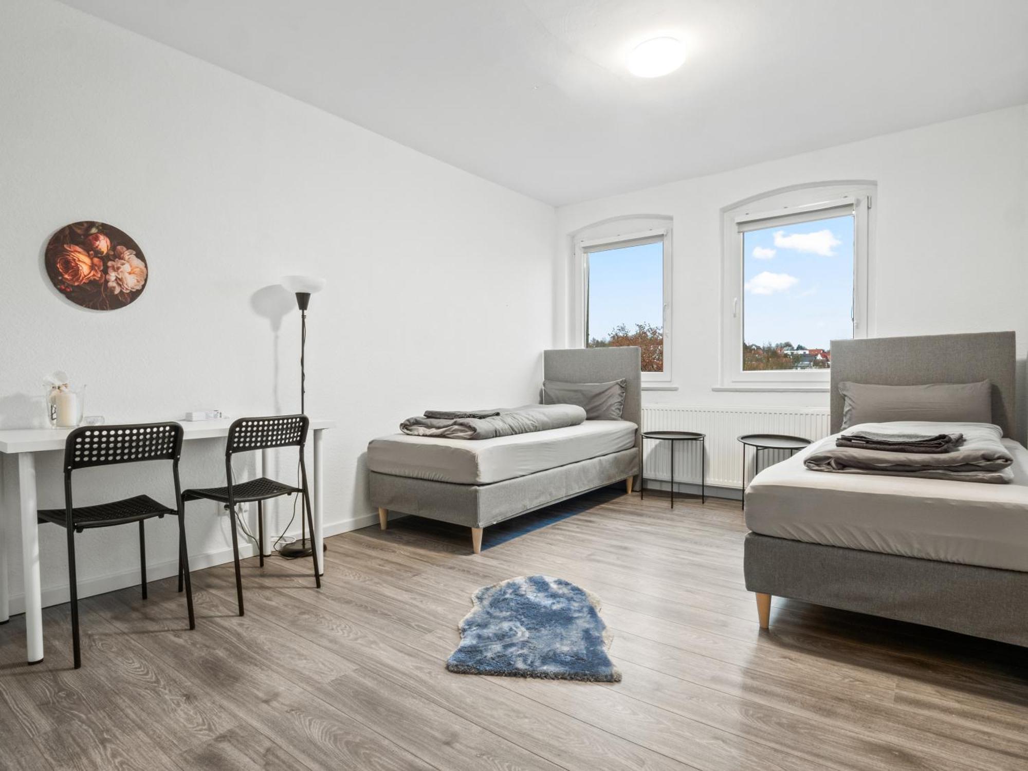 Wohnung In Zentraler Lage - Kostenlose Parkplaetze Касел Екстериор снимка